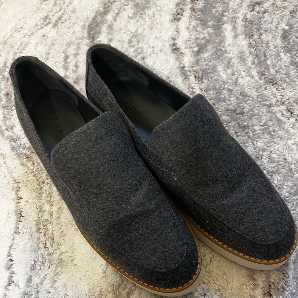 Vince Zeta Gray Felt Platform Loafers – Size 9